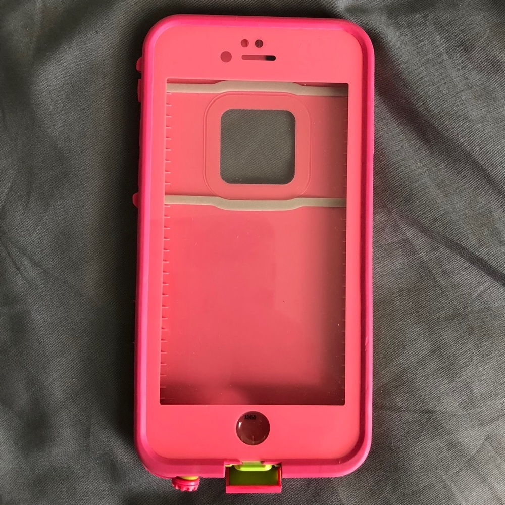 iPhone 6 Lifeproof case